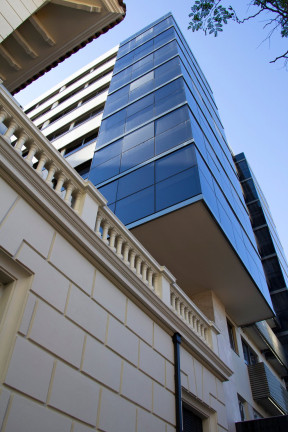Imagem Apartamento com 2 Quartos à Venda, 85 m² em Moinhos De Vento - Porto Alegre