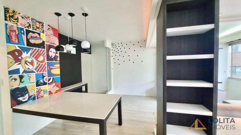 Imagem Apartamento com 2 Quartos à Venda, 99 m² em Centro - Florianopolis