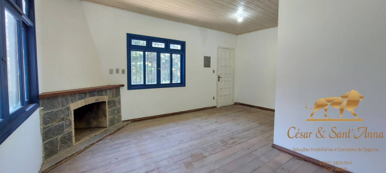 Imagem Casa de Condomínio com 2 Quartos à Venda, 110 m² em Campos Do Jordão