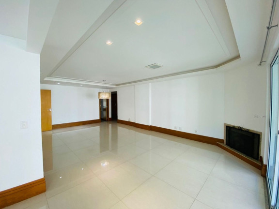 Imagem Apartamento com 3 Quartos à Venda, 180 m² em Várzea - Teresópolis