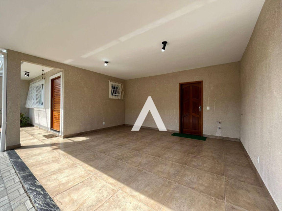 Imagem Casa com 4 Quartos à Venda, 146 m² em Carlos Guinle - Teresópolis