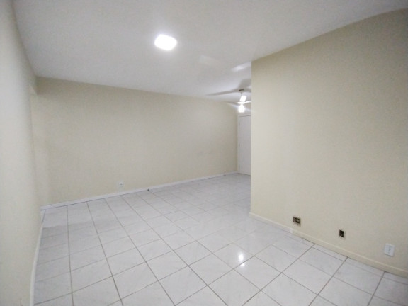 Imagem Apartamento com 2 Quartos à Venda, 84 m² em Centro - Florianópolis