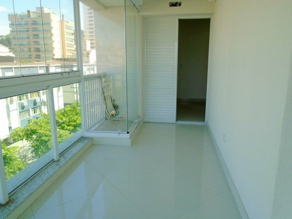 Imagem Apartamento com 3 Quartos à Venda, 180 m² em Enseada - Guarujá