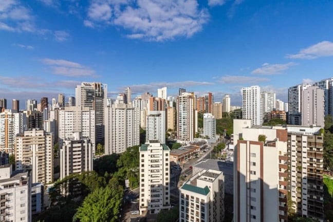 Imagem Apartamento com 4 Quartos à Venda, 249 m² em Vila Suzana - São Paulo