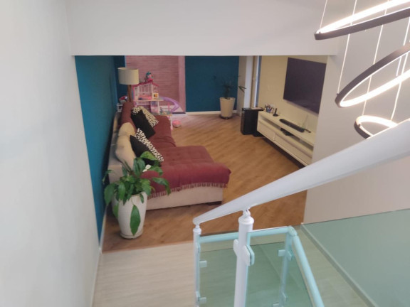 Imagem Casa com 3 Quartos à Venda, 390 m² em Vila Curuça - Santo André
