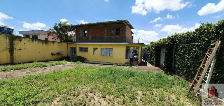 Imagem Casa com 3 Quartos à Venda, 225 m² em Timbí - Camaragibe