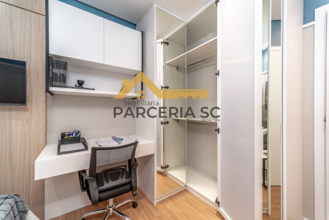 Imagem Apartamento com 2 Quartos à Venda, 73 m² em Centro - Biguaçu