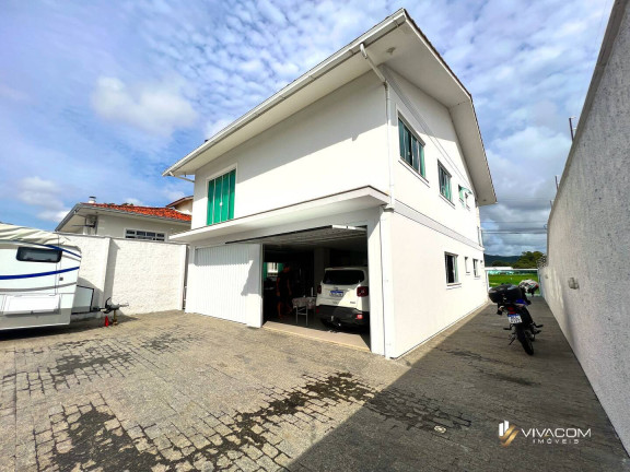 Imagem Casa com 3 Quartos à Venda, 200 m² em Sertão Do Maruim - São José