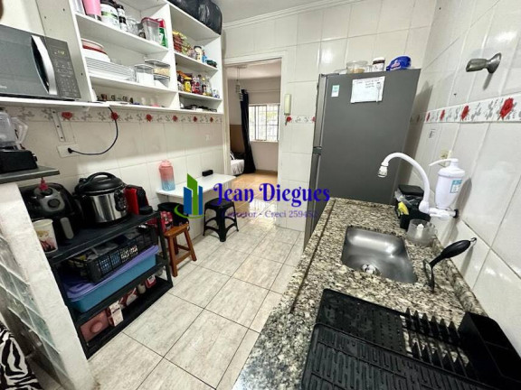 Imagem Apartamento com 2 Quartos à Venda, 48 m² em Aparecida - Santos