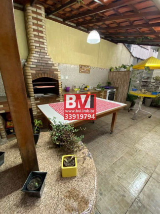 Imagem Casa com 3 Quartos à Venda, 210 m² em Vila Da Penha - Rio De Janeiro