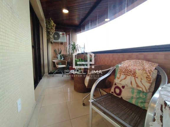 Imagem Apartamento com 3 Quartos à Venda, 144 m² em Embaré - Santos