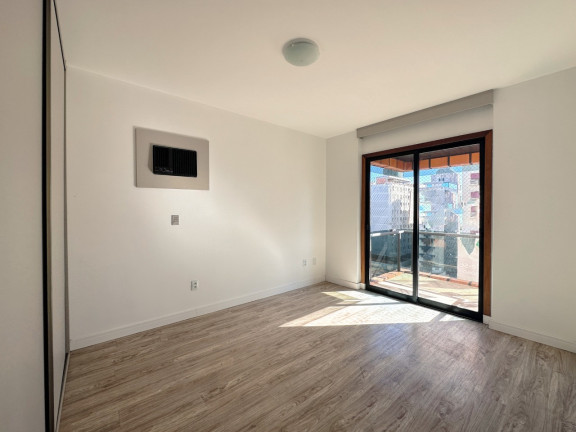 Imagem Apartamento com 4 Quartos à Venda, 258 m² em Centro - Florianópolis