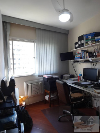 Imagem Apartamento com 2 Quartos à Venda, 80 m² em Catete - Rio De Janeiro