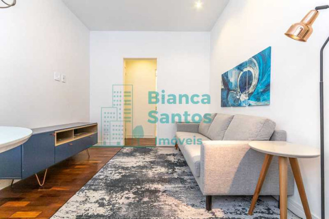 Imagem Apartamento com 2 Quartos à Venda, 80 m² em Copacabana - Rio De Janeiro