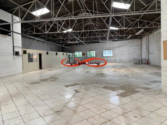 Galpão à Venda, 1.000 m² em Vila Carmosina - São Paulo