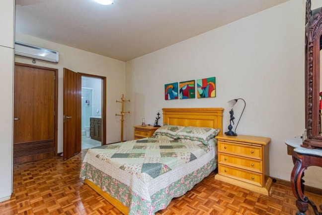 Apartamento com 3 Quartos à Venda, 176 m² em Moinhos De Vento - Porto Alegre