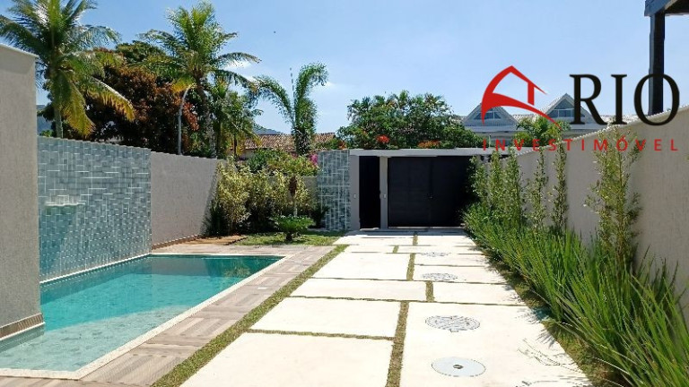 Casa com 4 Quartos à Venda, 360 m² em Barra Da Tijuca - Rio De Janeiro