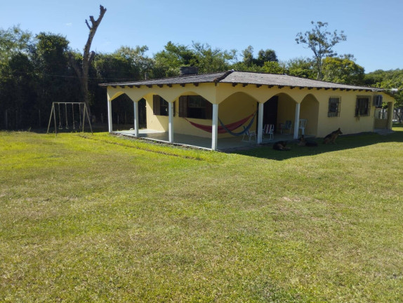 Imagem Chácara com 4 Quartos à Venda, 10.000 m² em Fiuza - Viamão