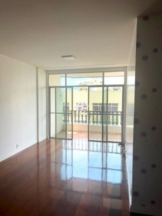Imagem Apartamento com 3 Quartos à Venda, 122 m² em Icaraí - Niterói