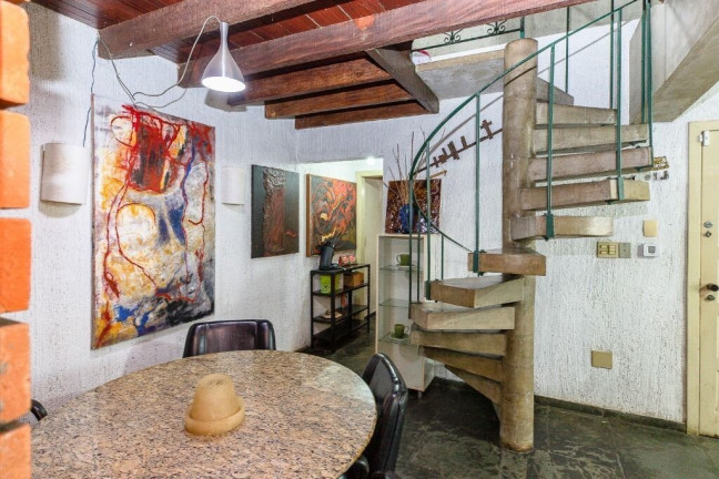 Casa com 1 Quarto à Venda, 135 m² em Moema - São Paulo