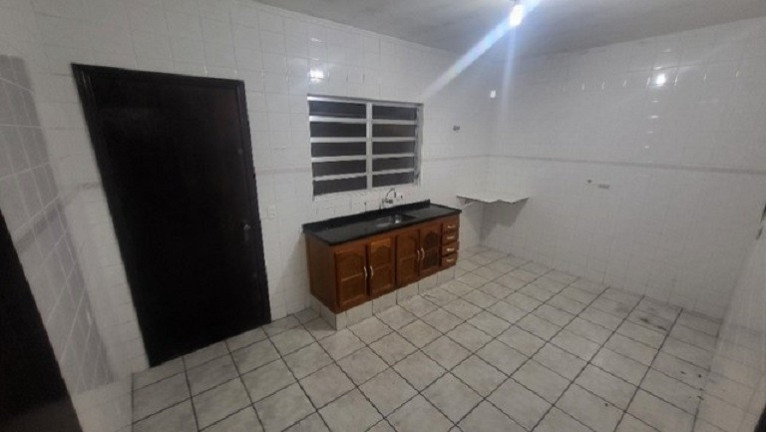 Imagem Casa com 2 Quartos à Venda,  em Parque Gerassi - Santo André