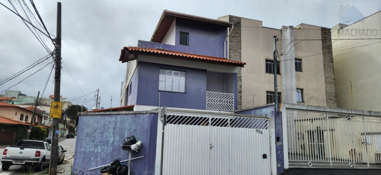 Imagem Casa com 3 Quartos à Venda, 250 m² em Vila Camilópolis - Santo André