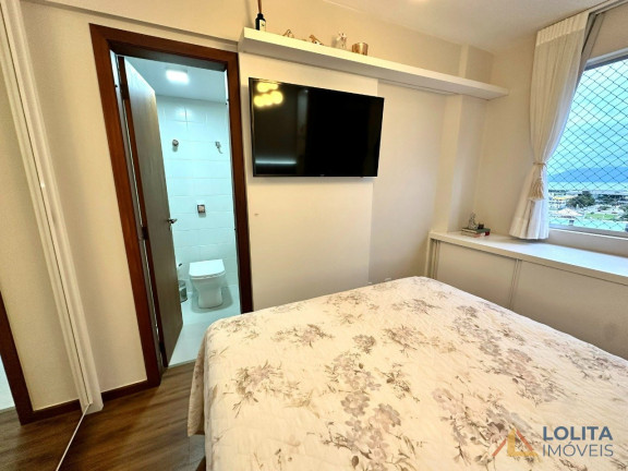 Imagem Apartamento com 2 Quartos à Venda, 76 m² em Centro - Florianopolis