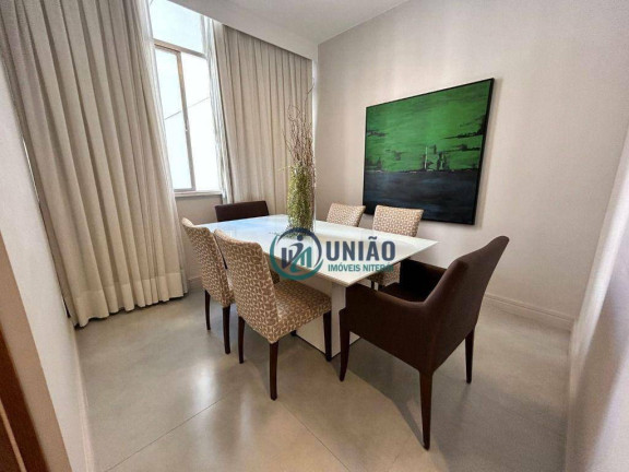 Imagem Apartamento com 4 Quartos à Venda, 158 m² em Icaraí - Niterói