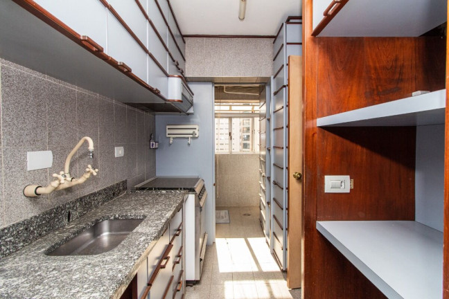 Apartamento com 2 Quartos à Venda, 70 m² em Vila Uberabinha - São Paulo