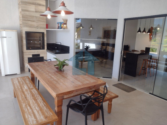 Imagem Casa com 3 Quartos à Venda, 225 m² em Praia Dos Coqueiros - Angra Dos Reis