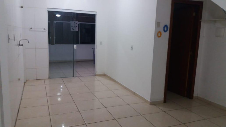 Imagem Apartamento com 2 Quartos à Venda, 60 m² em Ingleses Do Rio Vermelho - Florianópolis