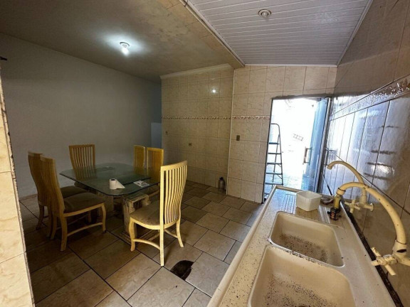 Imagem Casa com 4 Quartos à Venda, 215 m² em Maracanã - Praia Grande