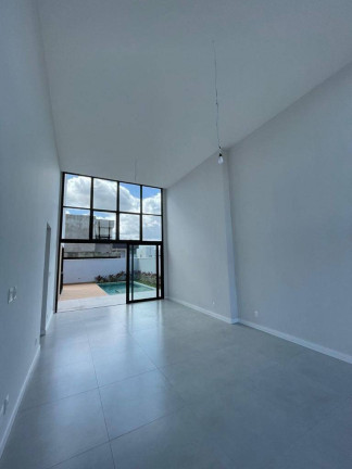 Imagem Casa com 4 Quartos à Venda, 280 m² em Papagaio - Feira De Santana