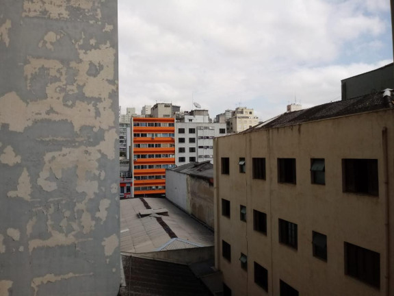 Imagem Kitnet com 1 Quarto à Venda, 25 m² em Santa Efigênia - São Paulo