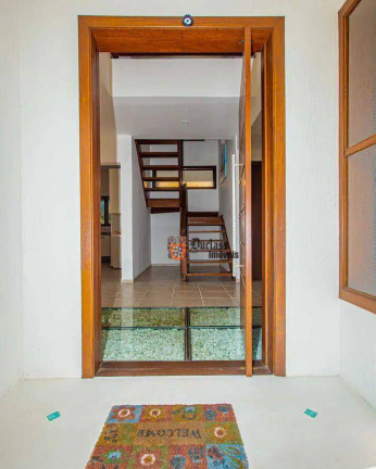 Imagem Sobrado com 4 Quartos à Venda, 216 m² em Cambaquara - Ilhabela