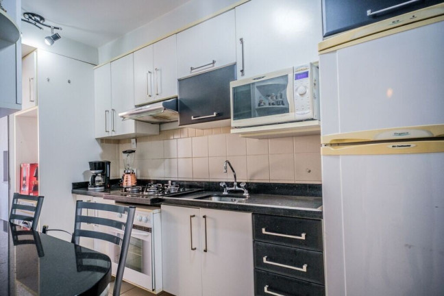 Imagem Apartamento com 3 Quartos à Venda, 85 m² em Vila Ipiranga - Porto Alegre