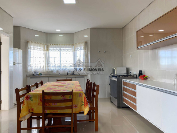 Imagem Casa com 6 Quartos à Venda, 260 m² em Recanto Das Araucárias - Campos Do Jordão
