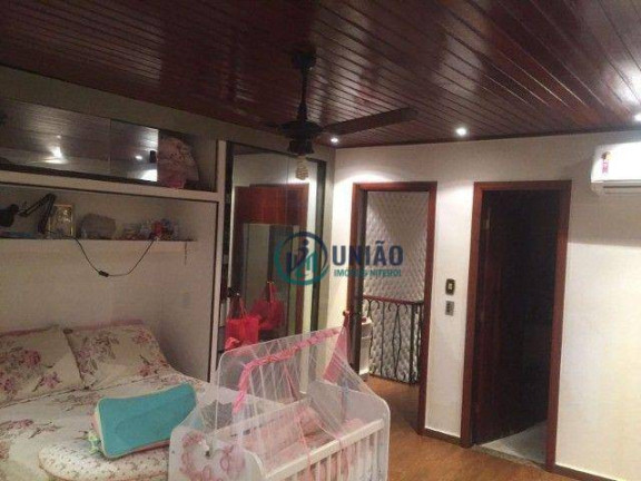 Imagem Casa com 2 Quartos à Venda, 230 m² em Itaipu - Niterói