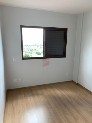 Imagem Apartamento com 3 Quartos à Venda, 107 m² em Centro - Cascavel