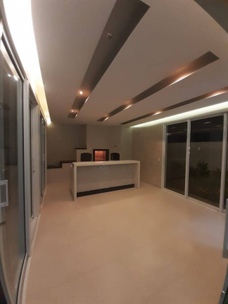 Imagem Casa com 4 Quartos à Venda, 400 m² em Centro - Boituva