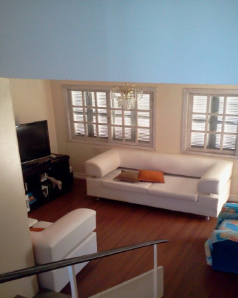 Imagem Casa com 4 Quartos à Venda, 240 m² em Santa Tereza - Porto Alegre