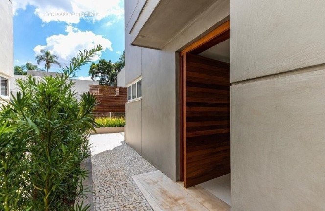 Imagem Casa de Condomínio com 4 Quartos à Venda,  em Granja Julieta - São Paulo