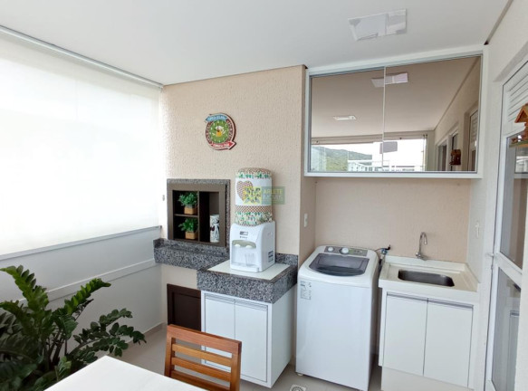 Imagem Cobertura com 3 Quartos para Alugar ou Temporada, 150 m² em Bombas - Bombinhas