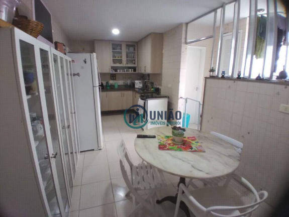 Imagem Apartamento com 3 Quartos à Venda, 140 m² em Icaraí - Niterói