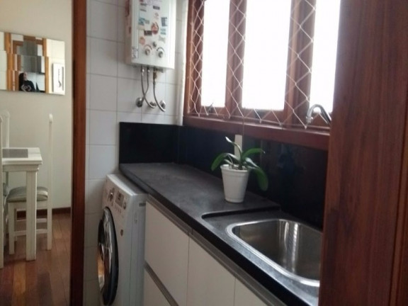 Apartamento com 3 Quartos à Venda, 95 m² em Moinhos De Vento - Porto Alegre