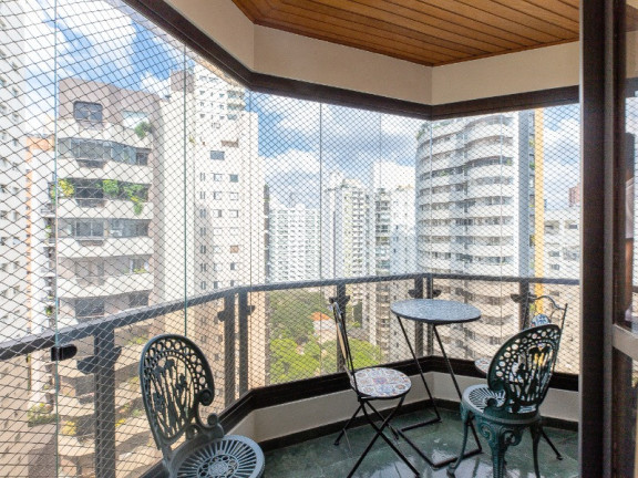 Imagem Apartamento com 4 Quartos à Venda, 156 m² em Vila Uberabinha - São Paulo