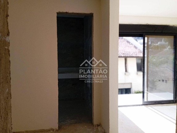 Foto do imóvel: Sobrado com 3 Quartos à Venda, 144 m² em Seminário - Curitiba