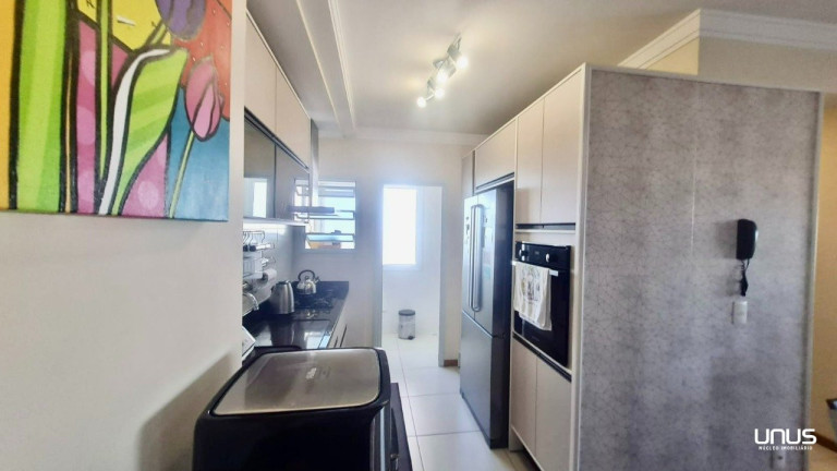 Imagem Apartamento com 3 Quartos à Venda, 127 m² em Barreiros - São José