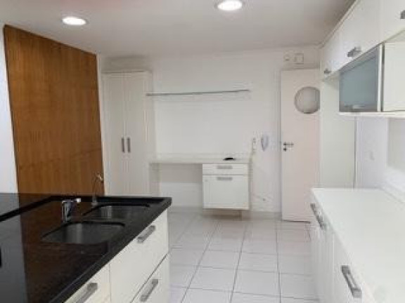 Apartamento com 4 Quartos à Venda, 151 m² em Vila Nova Conceição - São Paulo