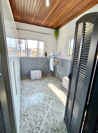 Imagem Sobrado com 4 Quartos à Venda, 300 m² em Maracanã - Praia Grande